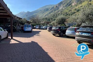 Park and Fly - Carini PA, Via Cinisi, 3 5